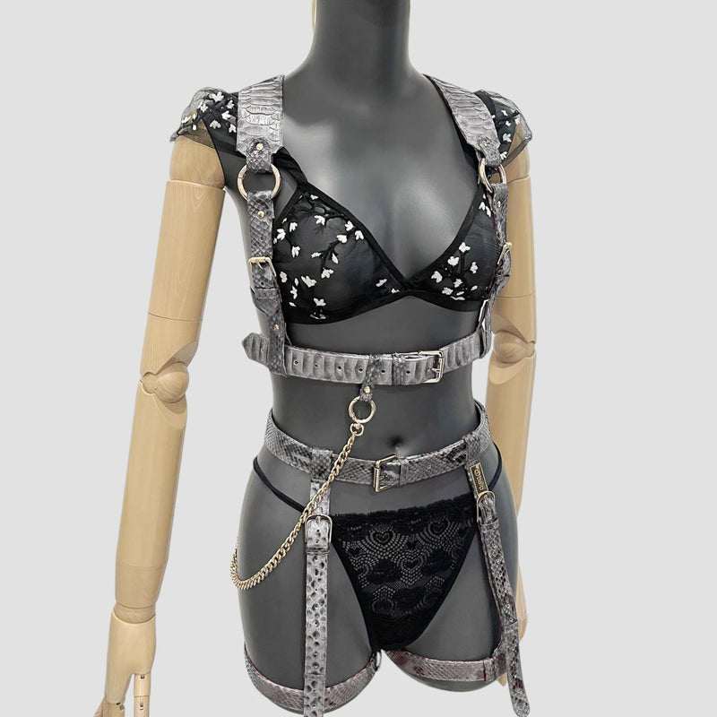 Python leather body harness set